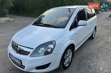 Минивэн Opel Zafira 2011 в Кривом Роге