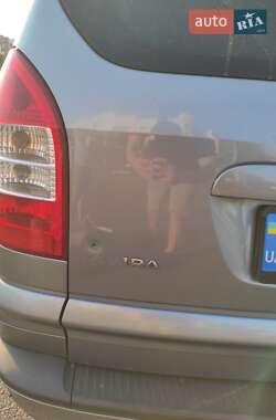 Мінівен Opel Zafira 2004 в 