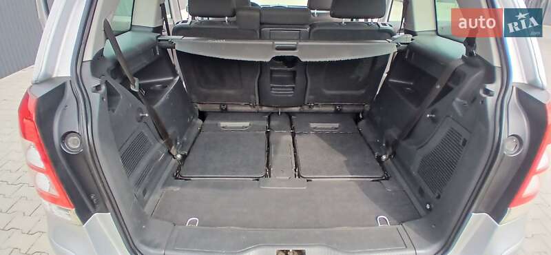 Минивэн Opel Zafira 2009 в Летичеве