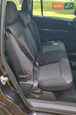 Минивэн Opel Zafira 2011 в 