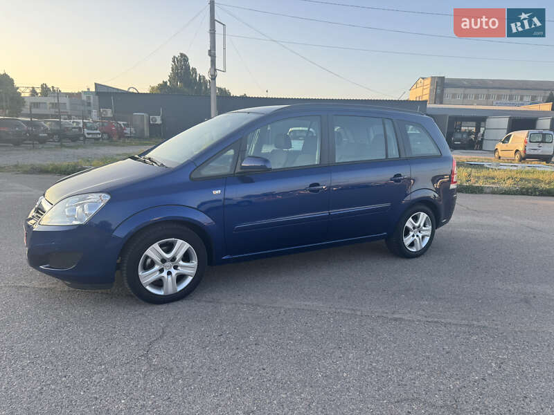 Мінівен Opel Zafira 2009 в Білій Церкві