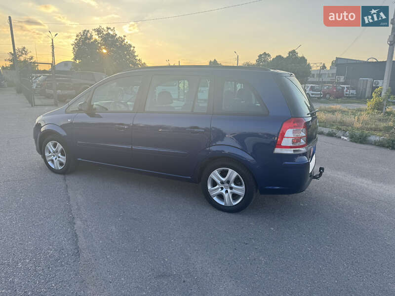 Мінівен Opel Zafira 2009 в Білій Церкві