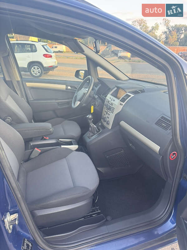 Мінівен Opel Zafira 2009 в Білій Церкві