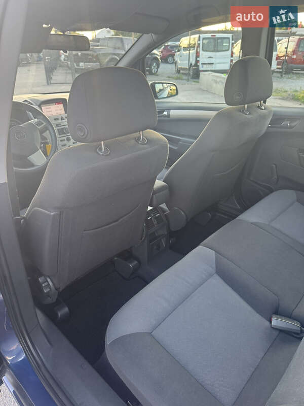 Мінівен Opel Zafira 2009 в Білій Церкві