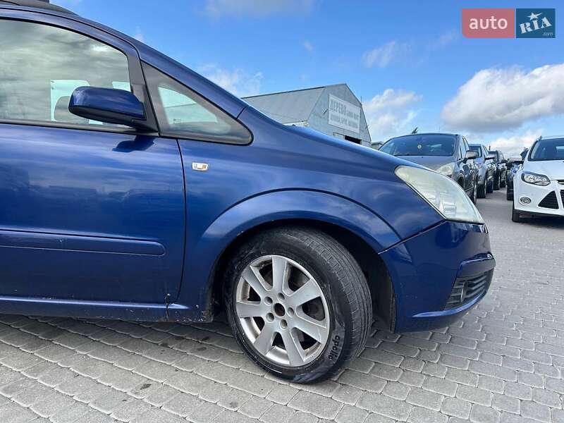 Минивэн Opel Zafira 2006 в Львове