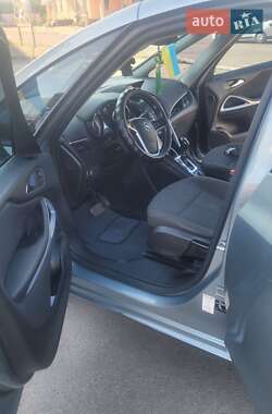 Минивэн Opel Zafira 2013 в 