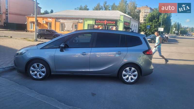 Opel Zafira 2013