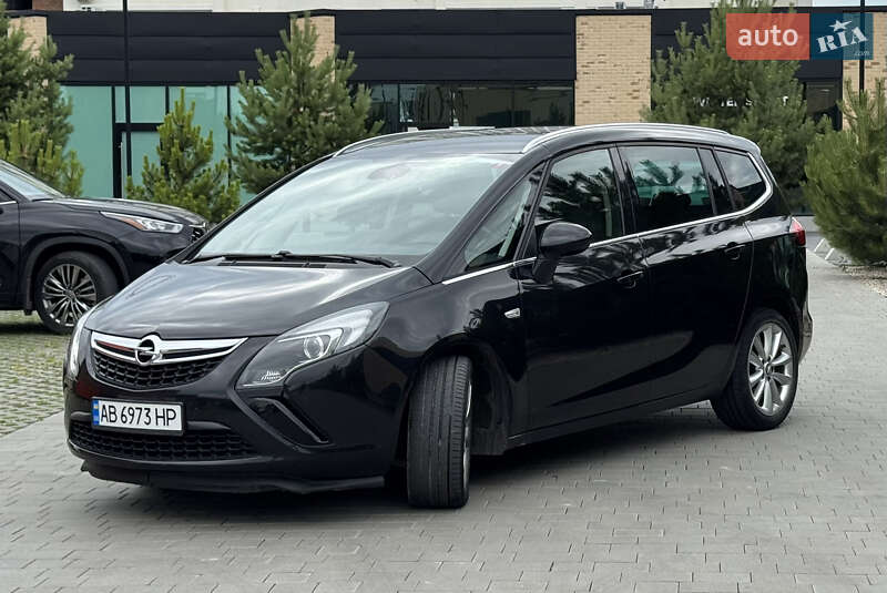 Микровэн Opel Zafira 2015 в Хмельницком
