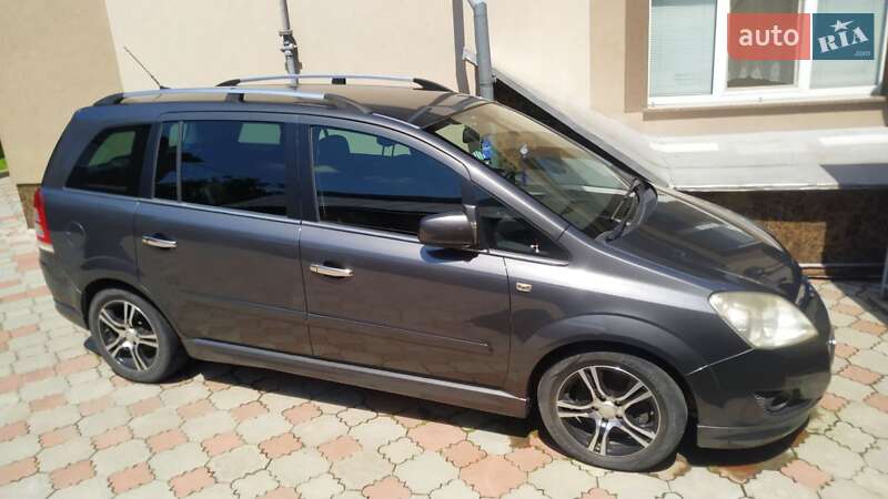 Opel Zafira 2010
