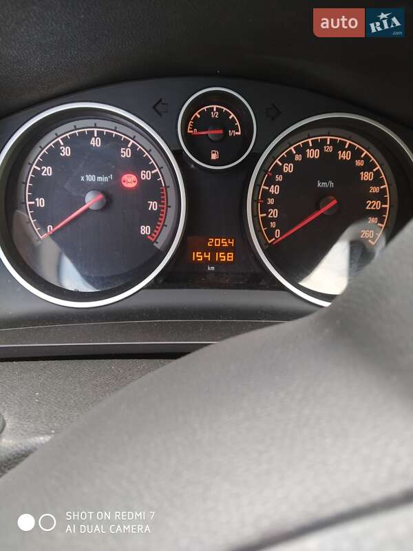 Мінівен Opel Zafira 2011 в Острозі