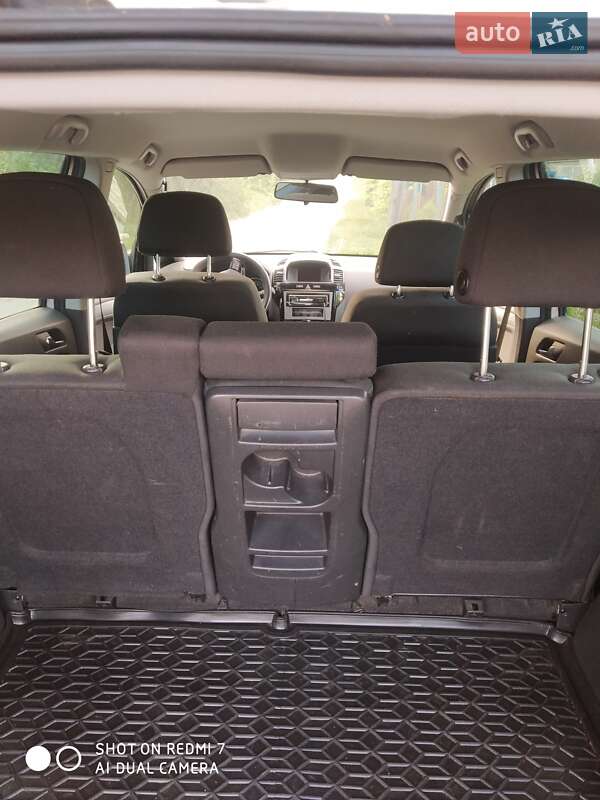 Мінівен Opel Zafira 2011 в Острозі