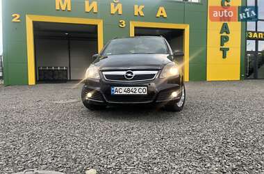 Минивэн Opel Zafira 2008 в 