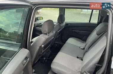 Минивэн Opel Zafira 2008 в 