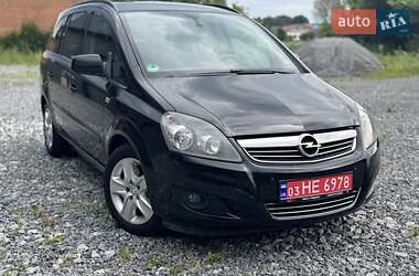 Минивэн Opel Zafira 2011 в 