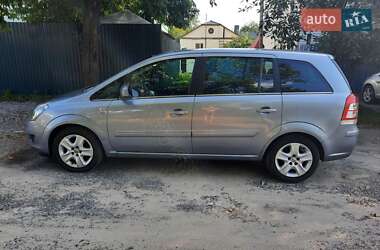 Мінівен Opel Zafira 2010 в 