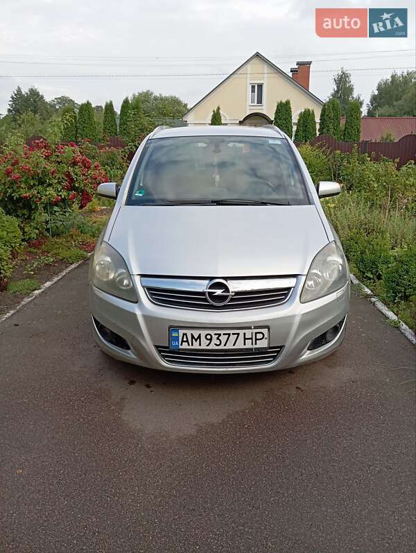 Opel Zafira 2008