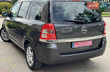 Мінівен Opel Zafira 2010 в 