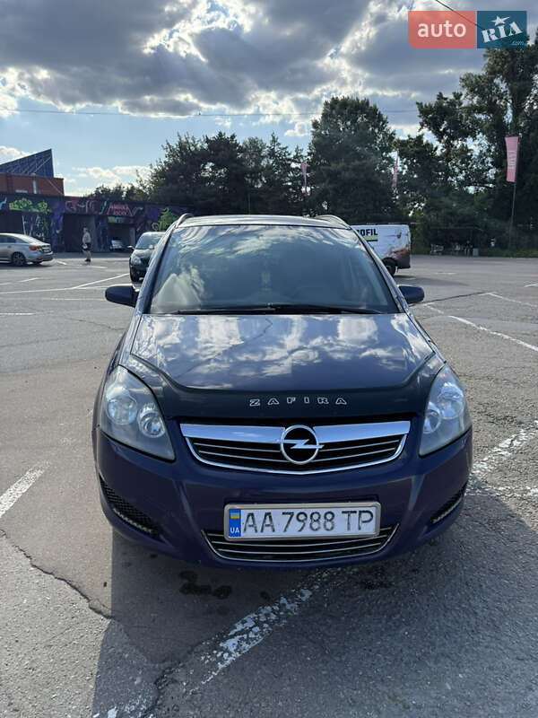 Opel Zafira 2009