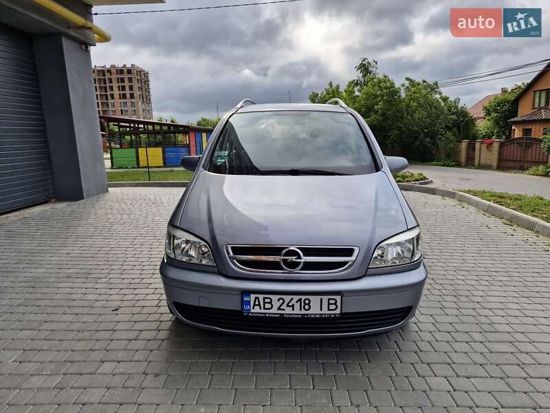 Минивэн Opel Zafira 2005 в Виннице