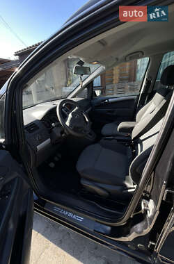 Минивэн Opel Zafira 2006 в 
