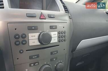Минивэн Opel Zafira 2007 в 