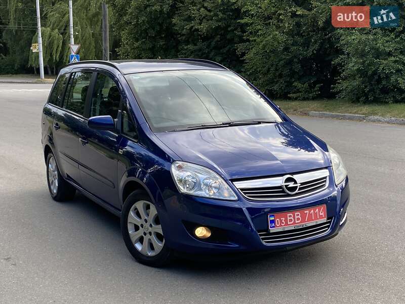 Минивэн Opel Zafira 2008 в Полтаве
