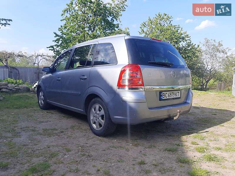 Мінівен Opel Zafira 2008 в Львові