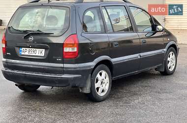 Минивэн Opel Zafira 2000 в 