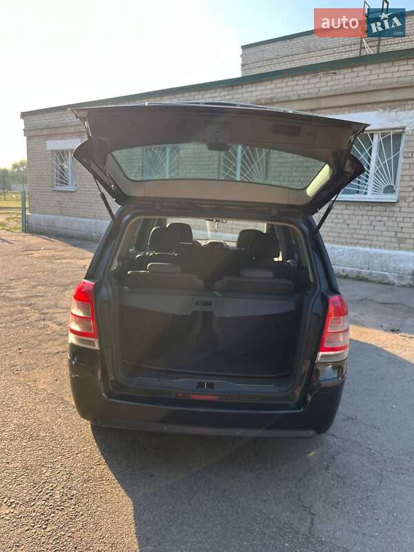 Минивэн Opel Zafira 2008 в Першотравенске