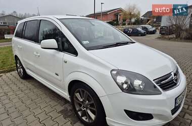 Минивэн Opel Zafira 2011 в 