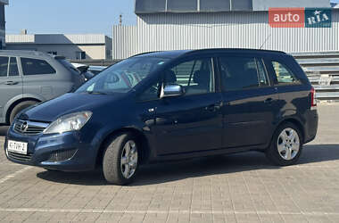 Минивэн Opel Zafira 2012 в 