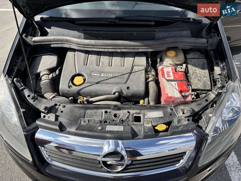 Минивэн Opel Zafira 2007 в Каменец-Подольском