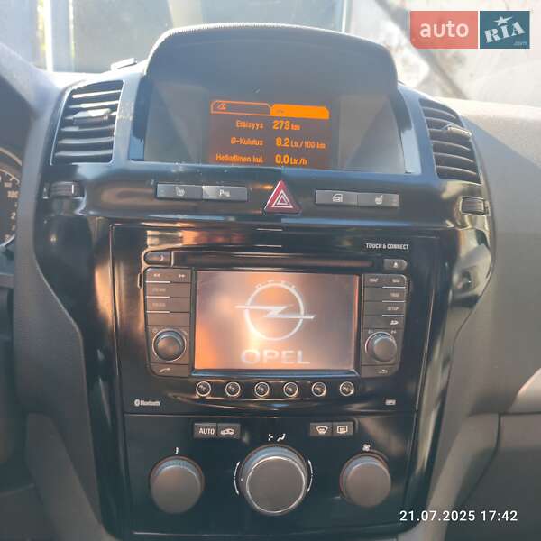 Минивэн Opel Zafira 2011 в Бердичеве