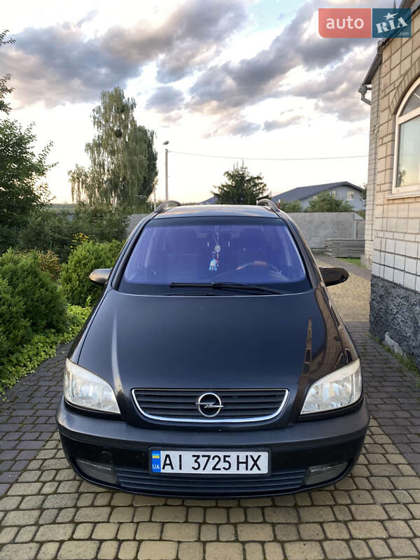 Opel Zafira 2002