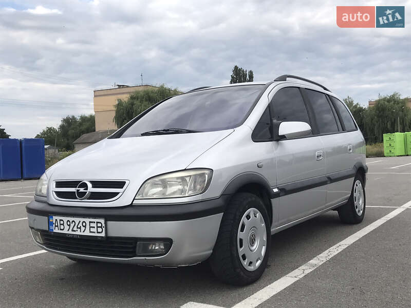 Мінівен Opel Zafira 2004 в Кам'янець-Подільському