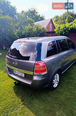Минивэн Opel Zafira 2007 в 
