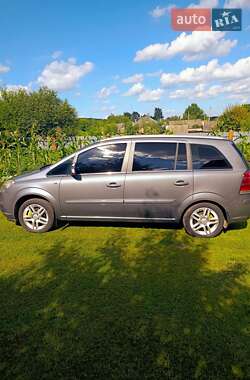 Минивэн Opel Zafira 2007 в 