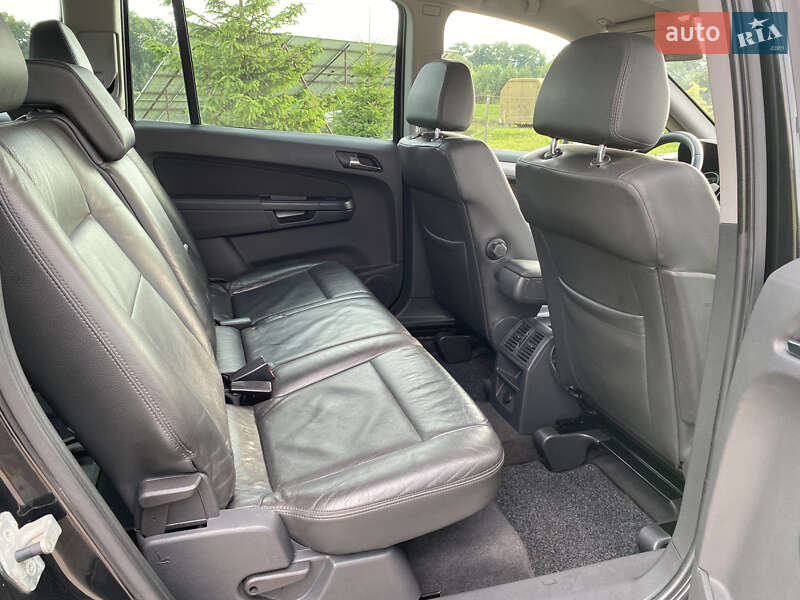 Минивэн Opel Zafira 2012 в Львове