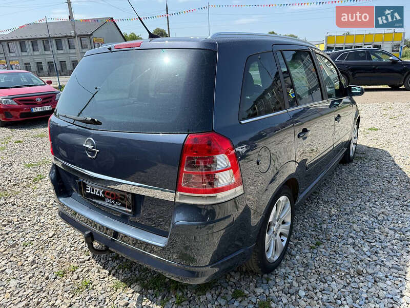Мінівен Opel Zafira 2008 в Коломиї
