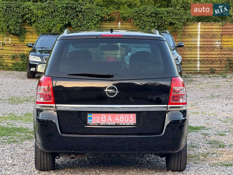 Минивэн Opel Zafira 2010 в Виннице