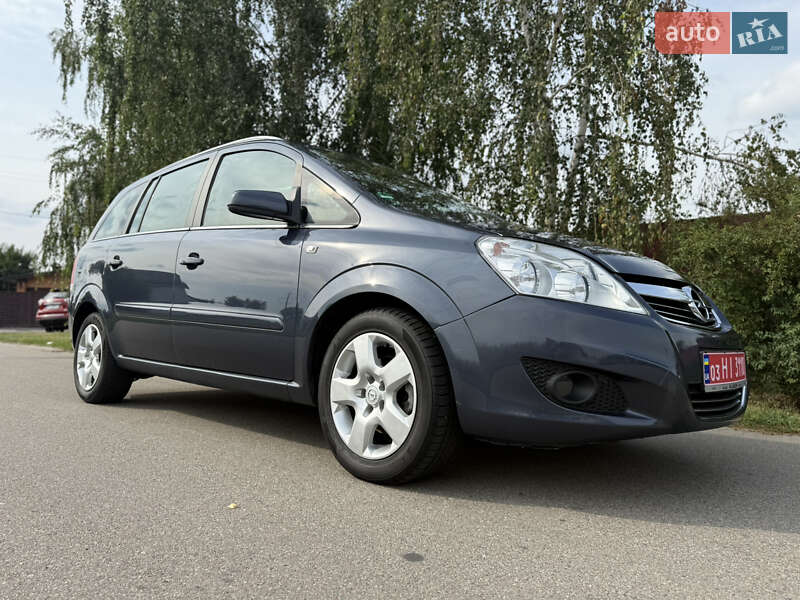 Мінівен Opel Zafira 2008 в Борисполі