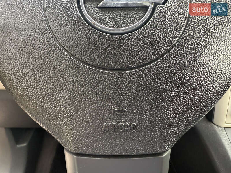 Мінівен Opel Zafira 2008 в Борисполі