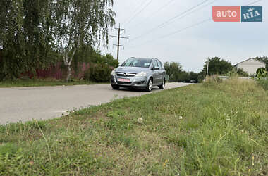 Минивэн Opel Zafira 2008 в 