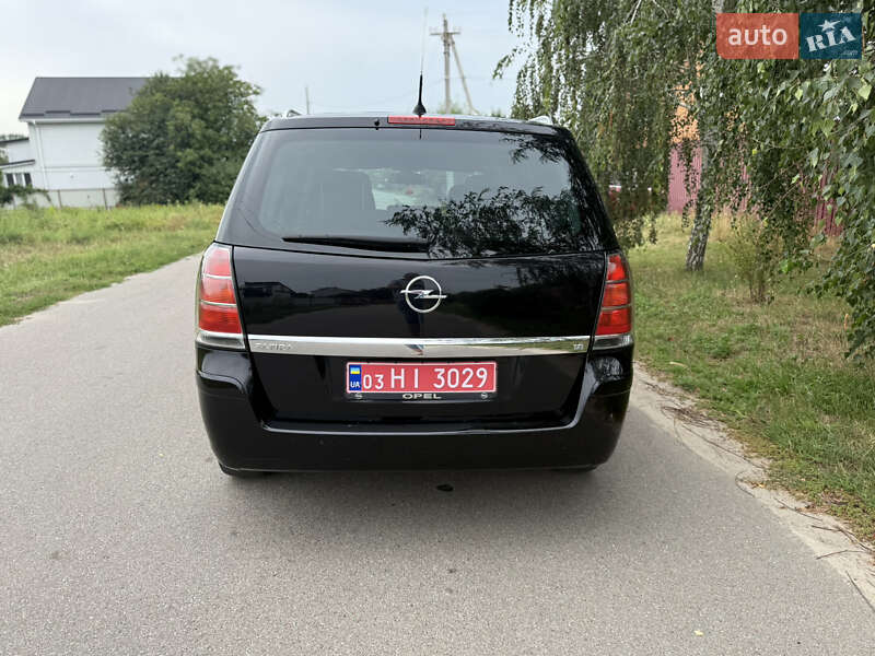 Минивэн Opel Zafira 2008 в Борисполе