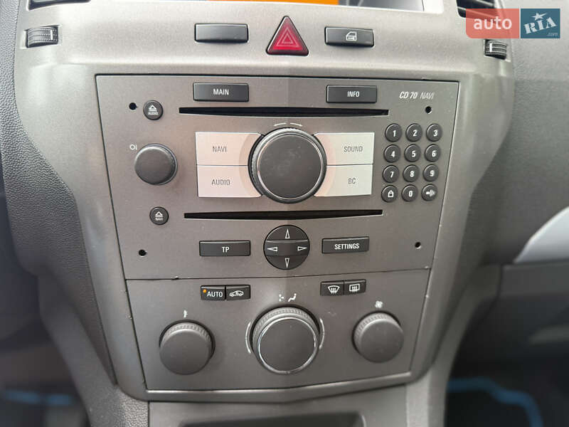 Минивэн Opel Zafira 2008 в Борисполе