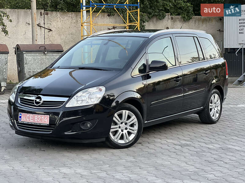 Opel Zafira 2011