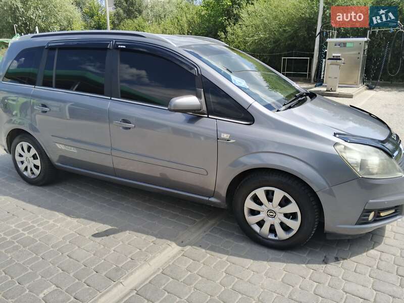 Минивэн Opel Zafira 2006 в Дрогобыче фото 8 Минивэн Opel Zafira 2006 в Дрогобыче