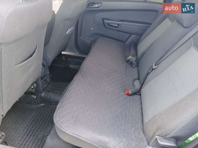 Минивэн Opel Zafira 2006 в Дрогобыче фото 18 Минивэн Opel Zafira 2006 в Дрогобыче