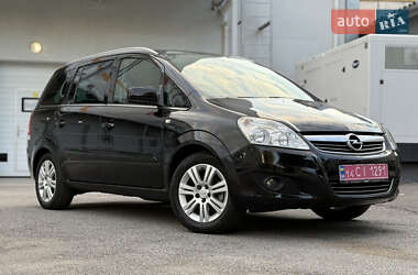 Минивэн Opel Zafira 2011 в Виннице