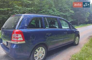 Мінівен Opel Zafira 2010 в Житомирі